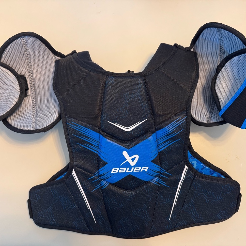 Bauer Black and Blue hockey shoulder Protective Gear